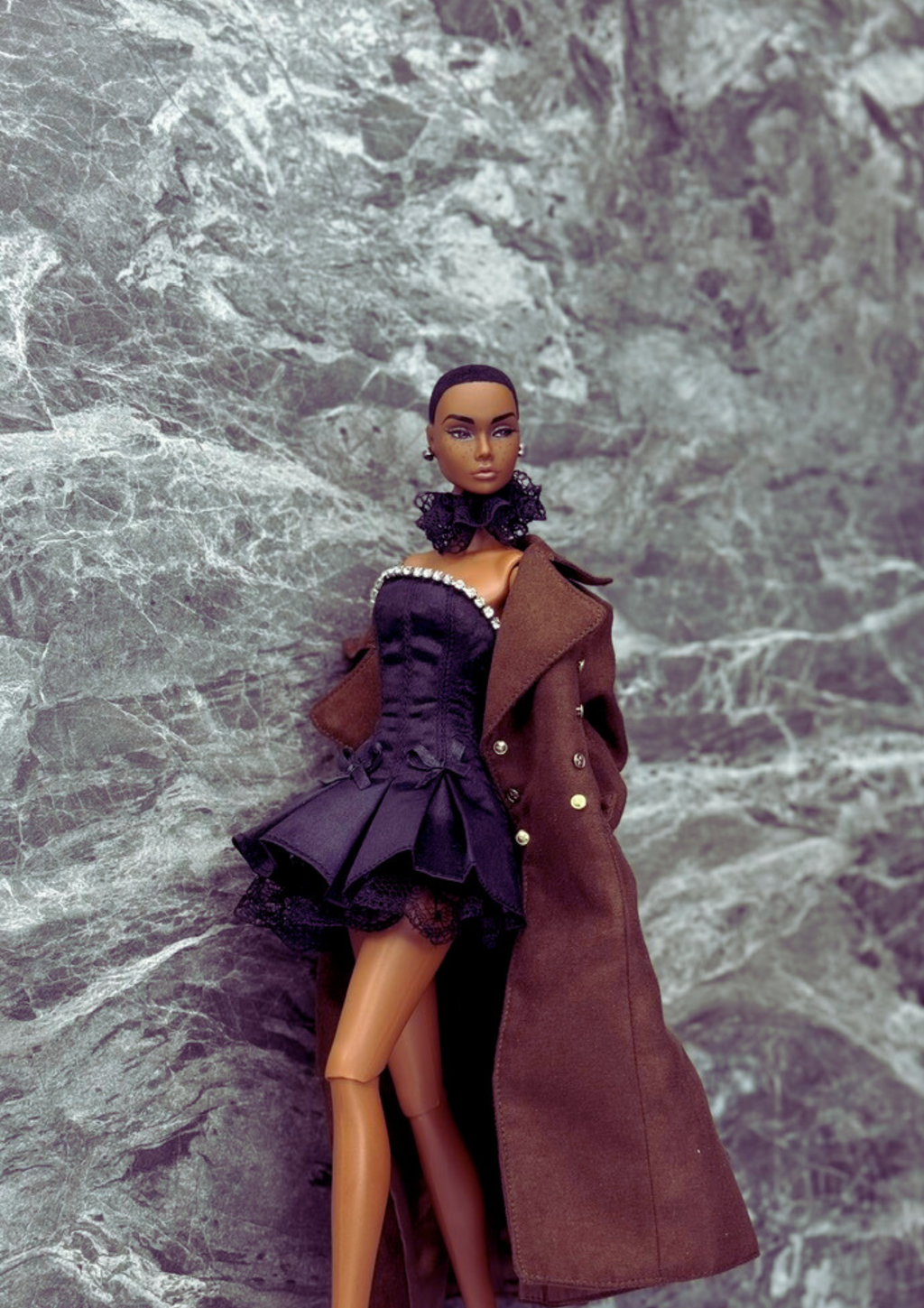 A BREEZING DAY | Y2K Collection - Military oversize trenchcoat with gold button and pocket detail for Fashion Royalty Doll & 12" doll